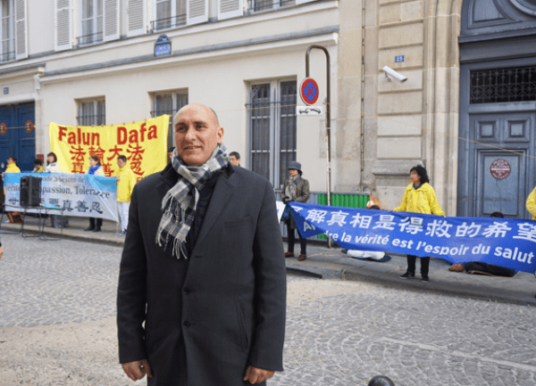 Dr Harold King, représentant de Dafoh en France.