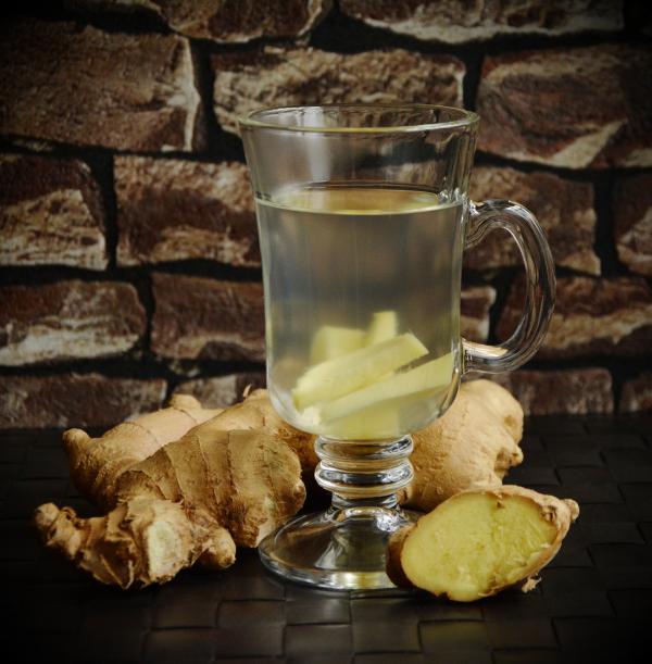 Pour une douceur  super détox, buvez du thé au gingembre chaud. (Image: Congerdesign / Pixabay)