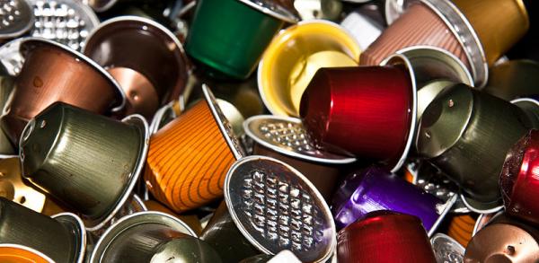 Un matériau répondant aux normes de fabrication des vélos a été créé à partir de l'aluminium fondu  des capsules Nespresso (Image: Andrés Nieto Porras / Wikimedia)