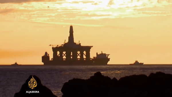 Selon l’Institut Chinois de Recherches Polaires, l'Antarctique détient près de 300 à 500 milliards de tonnes de gaz naturel et 500 milliards de tonnes de pétrole. (Image: capture d’écran/YouTube)