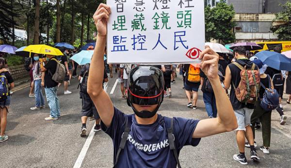 Les Hongkongais ont le soutien de la Chine continentale malgré la censure