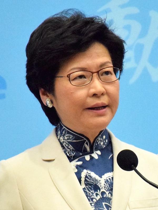La colère du peuple hongkongais s’exprime massivement pour dénoncer un projet de loi de Madame Carrie Lam, cheffe de l’exécutif pro-Pékin, autorisant les extraditions vers la Chine continentale. (VOA)
