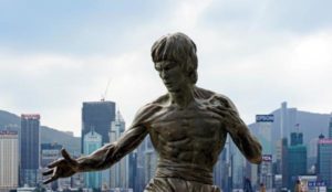 Apprendre du Maître : la philosophie de Bruce Lee