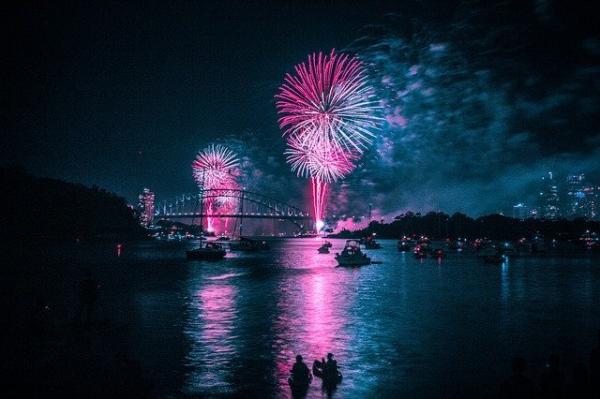 C’est à Sydney qu’on peut admirer les plus beaux feux d’artifices. (Image : Tom Hill / Pixabay)