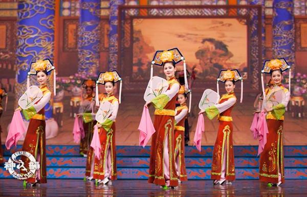 Elégance Mandchoue, Shen Yun 2011. (Photo : Shenyunperformingarts.org)