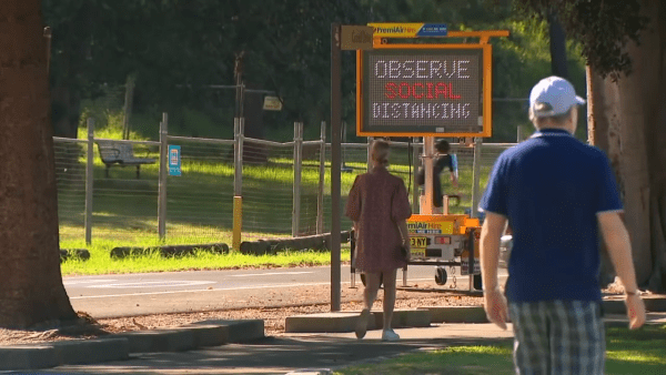 Quant aux fauteurs de troubles chinois et aux Occidentaux enclins à insulter les Chinois, il est clair que la majorité des Australiens n’appartient à aucune de ces deux catégories. (Image : Capture d’écran / YouTube)