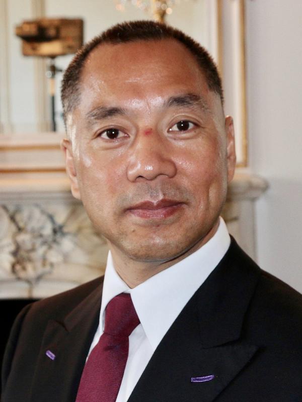 « En 2012 un agent secret des services de renseignement communistes chinois est venu me demander si je voulais investir », a déclaré le milliardaire en exil Guo Wengui. (Image : Wikimedia / 美国之音东方拍摄 / Domaine Public)