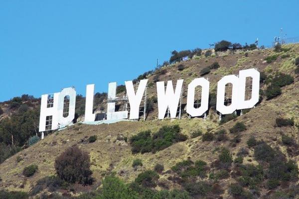 Pour des générations de personnes dans le monde entier, « Hollywood » était synonyme de rêve américain.(Image : Image / patrick Blaise / Pixabay)