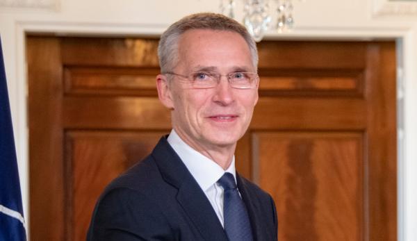 Jens Stoltenberg demande aux pays de s’opposer plus fermement aux tactiques d’intimidation chinoises. (Image : Wikimedia / CC0 1.0)