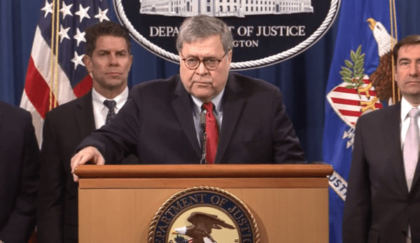 Le procureur général américain William Barr a mis en garde les entreprises américaines pour avoir toléré la censure du régime du PCC. (Image : Capture d’écran / YouTube)