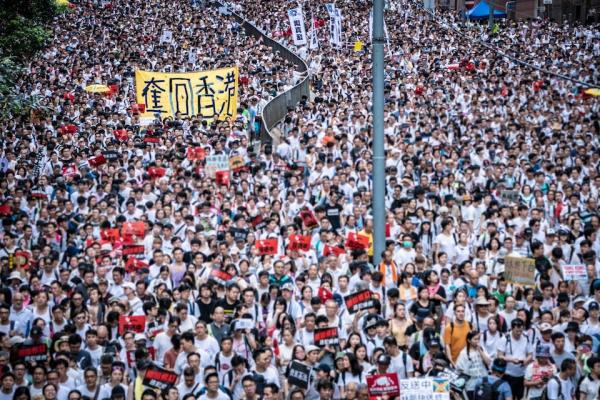 C ’était comme un pot de terre contre un pot de fer : nous étions condamnés à perdre. Malgré cela, les habitants de Hong Kong devaient se battre pour pouvoir mourir la conscience tranquille et sans regret ! (Image : Wikimedia / Hf9631 / CC BY-SA)