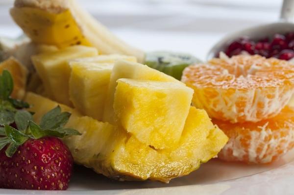 Quant à la peau d’ananas, c’est un excellent détergent pour la vaisselle ! (Image : Engin Akyurt / Pixabay)