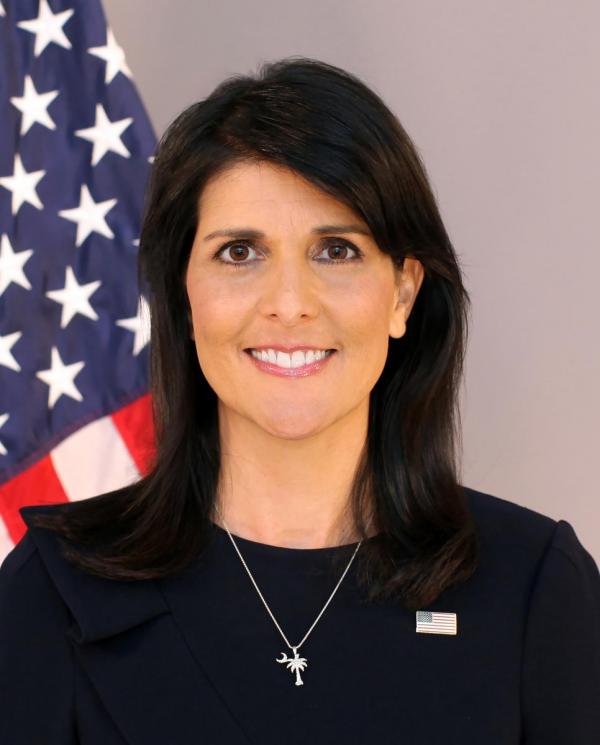 Nikki Haley, ancienne représentante permanente des États-Unis aux Nations unies, avait déclaré en 2018 : « Pendant trop longtemps, le Conseil des droits de l’homme a protégé les auteurs de violations des droits de l’homme ». (Image : wikimedia / United States Department of State / Domaine public)