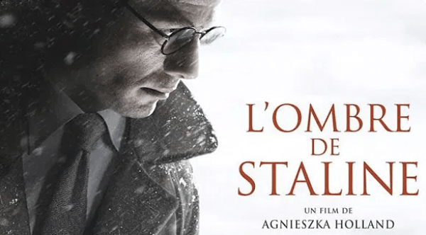 Le film L’Ombre de Staline (M. Jones) est basé sur la vie du journaliste gallois Gareth Jones, qui a dénoncé la famine en Ukraine orchestrée par Staline en 1932 et 1933. (Image : Capture d’écran / YouTube)