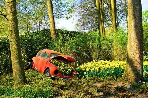 Tout comme pour le fonctionnement d’une voiture : si la pression des pneus est trop élevée ou trop faible, ou si un pneu est dégonflé, il en résultera un déséquilibre, et la voiture pourrait devenir instable, vaciller et mettre le conducteur en danger. (Image : Mabel Amber / Pixabay)