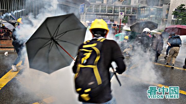 Festival de Cannes, projection du film documentaire hongkongais : Revolution of Our Times