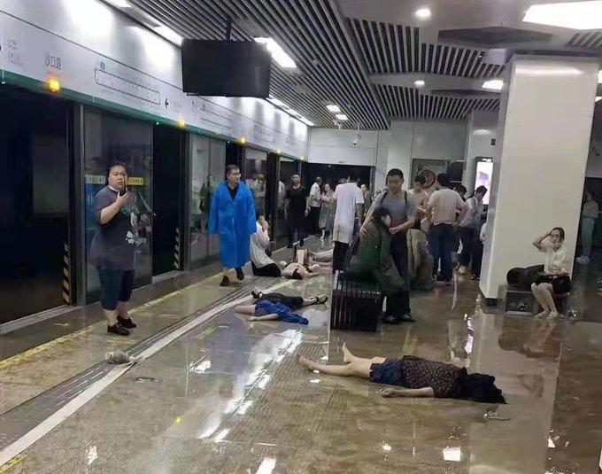 Les inondations de Zhengzhou : un désastre causé par l’homme, le personnel du métro révèle des informations cachées