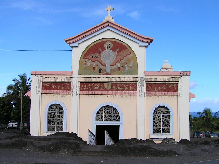 Île de la Réunion : la surprenante histoire de l’église Notre-Dame-des-Laves