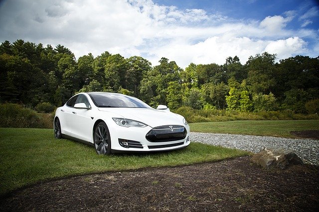 La voiture électrique : pour ou contre