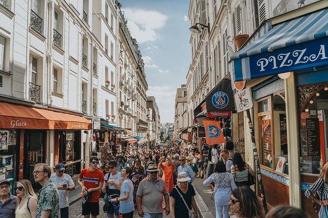 Une majorité de Français s’inquiètent de la théorie du grand remplacement 