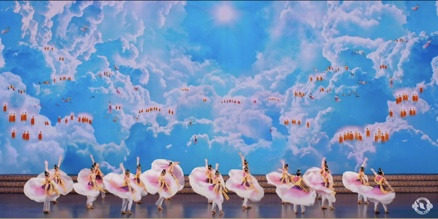  Les caractéristiques de la mise en scène de Shen Yun