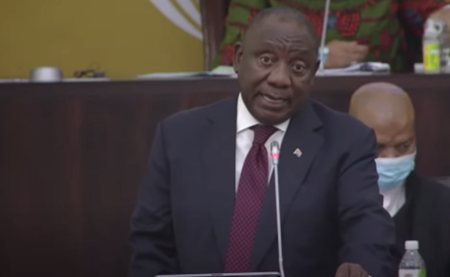 Afrique du Sud : le président Ramaphosa se range du côté de la Russie et accuse l’OTAN d’avoir provoqué la guerre en Ukraine