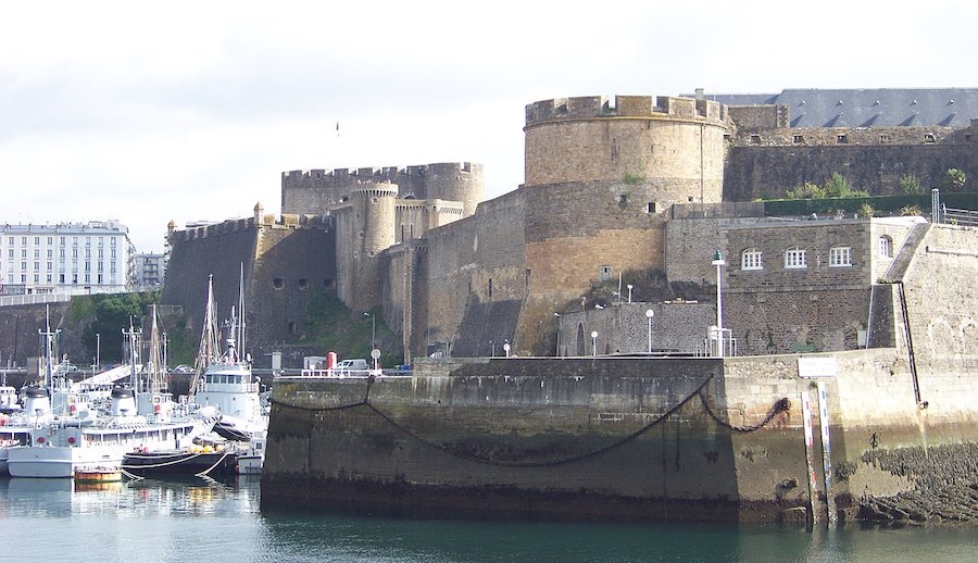Le château de Brest à travers les siècles en passant par la légende d’Azénor