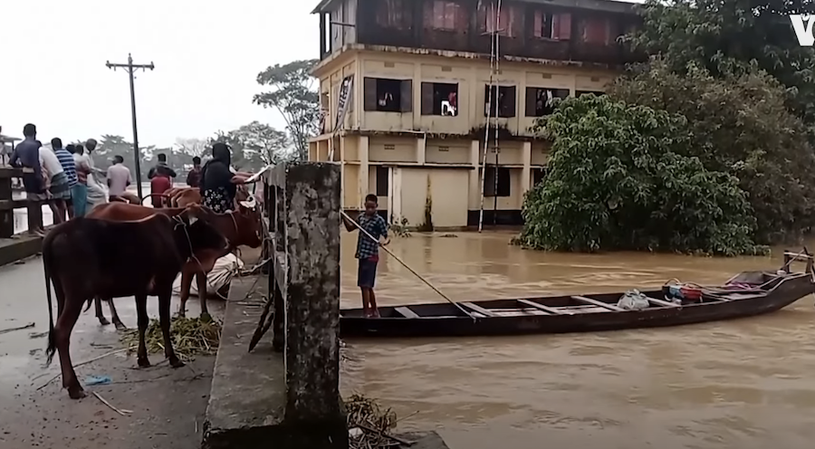 Au Bangladesh et en Inde, les pluies de mousson font des dizaines de morts et des millions de sans-abri