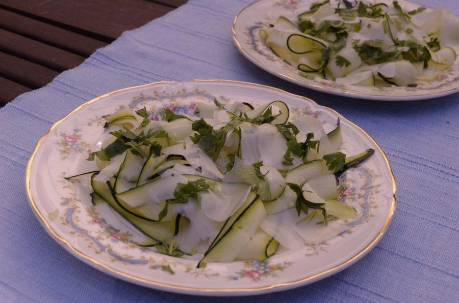 délicieuses salades d’été réalisées avec des produits de saison