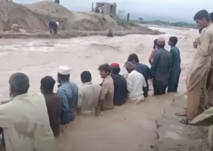 Inondations au Pakistan : plus d’un millier de morts et plus de trente millions de personnes affectées 