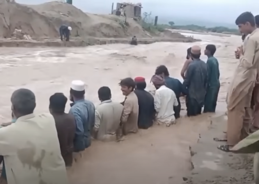 Inondations au Pakistan : plus d’un millier de morts et plus de trente millions de personnes affectées