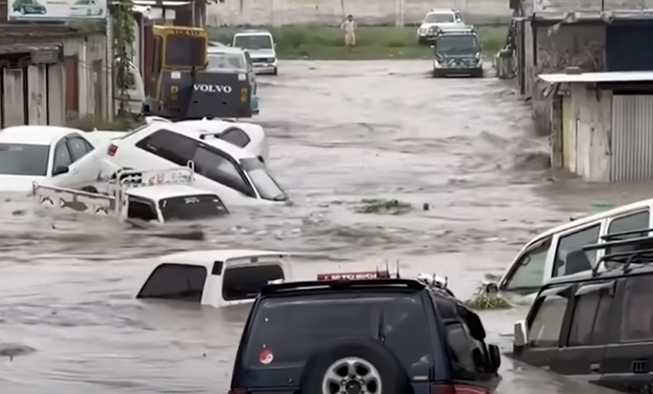 Inondations au Pakistan : plus d’un millier de morts et plus de trente millions de personnes affectées 