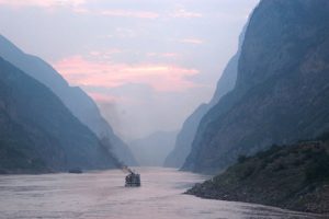 Pékin déploie son programme de modification des conditions météorologiques suite à la baisse drastique du niveau d’eau du Yangtsé 