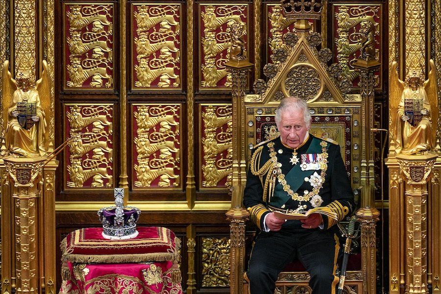Grande-Bretagne : la reine Elizabeth II meurt, Charles III lui succède