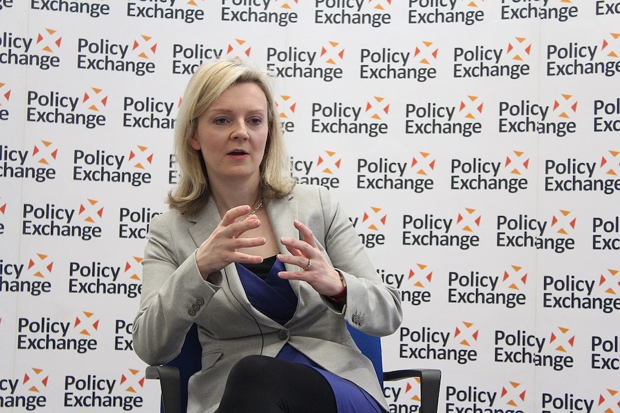 La participation du Royaume-Uni au sommet de Prague n’a pas pour but de se rapprocher de l’Europe déclare La Première ministre Liz Truss