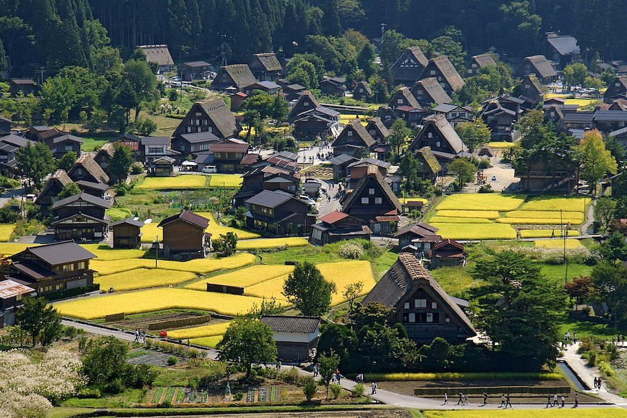 Architecture durable : à la découverte des maisons Gassho-Zukuri du Japon