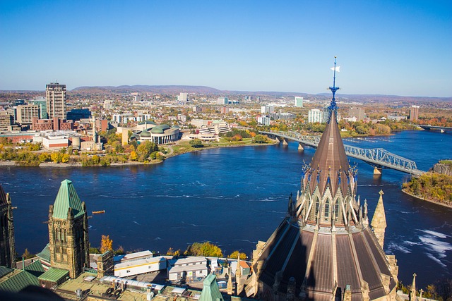 Le Canada bat le record d’accueil de plus de 430 000 immigrants en 2022