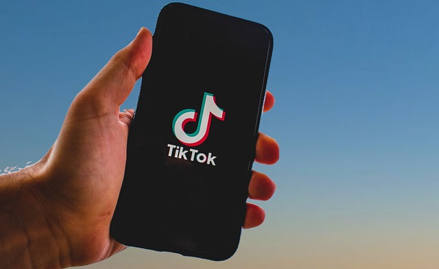 Sénat : création d’une commission d’enquête sur l’utilisation et la stratégie d’influence du réseau social TikTok