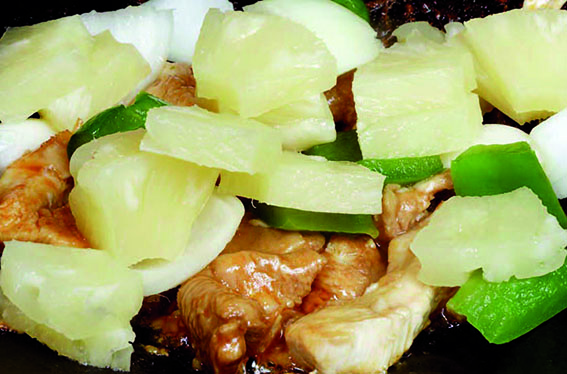 Recette facile : Le poulet à l’ananas est un plat cantonais célèbre