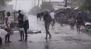 Le cyclone Freddy, en passe de battre le record de longévité jamais enregistré, a de nouveau frappé le centre du Mozambique