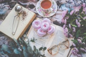5 préparations de thé aux fleurs pour améliorer votre santé et votre bien-être