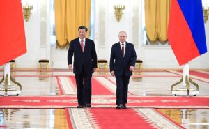 Xi Jinping déclare vouloir renforcer la coordination entre la Chine et la Russie lors de sa visite de trois jours à Moscou