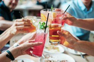 L’alcoolisme chez les adolescents : comment les aider à s’en libérer