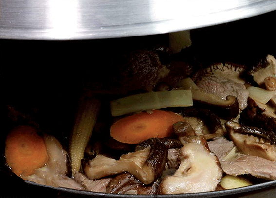 Recette facile : Canard sauté aux champignons parfumés