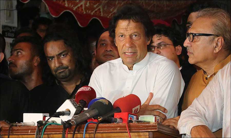 L’armée pakistanaise appelée à endiguer les émeutes après l’arrestation de l’ancien dirigeant Imran Khan