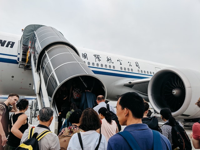 Pékin intensifie les interdictions de sortie du territoire dans un contexte de tensions mondiales croissantes