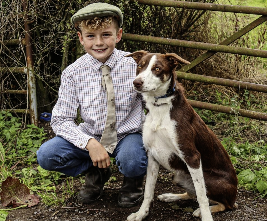 L’histoire de Farmer Joe : un enfant de onze ans surmonte les difficultés pour devenir un prodige de l’agriculture