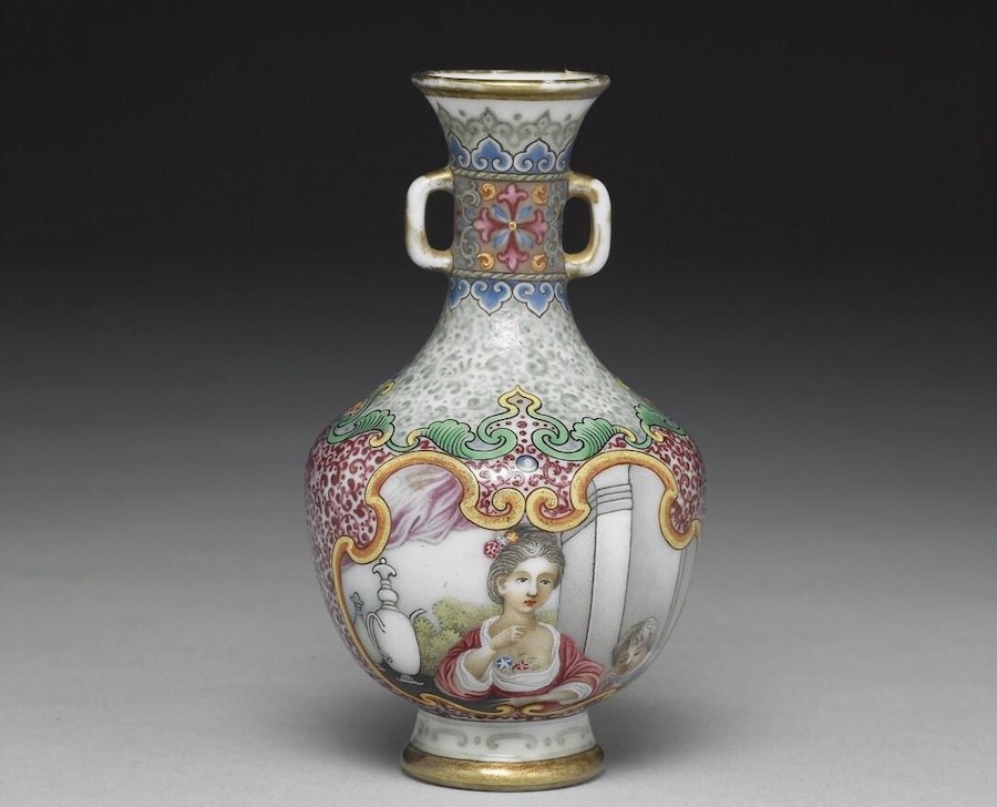 Un superbe vase émaillé de l’empereur Qianlong, un chef-d’œuvre exceptionnel de la dynastie Qing