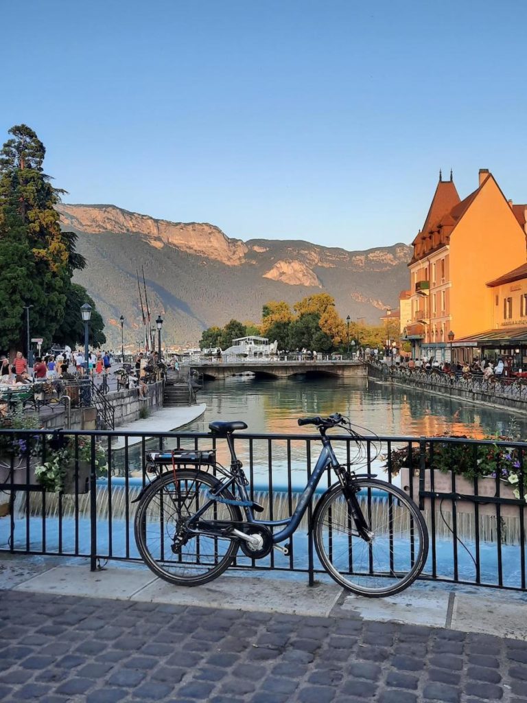 Comment Annecy réussit à conjuguer le passé, le présent et le futur 