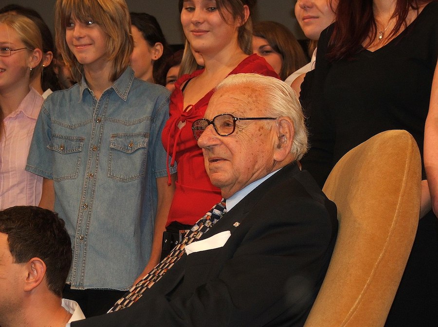 Le héros silencieux : Nicholas Winton et ses actes de bravoure méconnus
